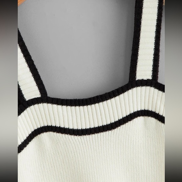 Black and White Striped Women's Crop Top - Picture 2 of 5